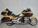 HONDA GL 1800 GOLDWING TOURING DELUXE
