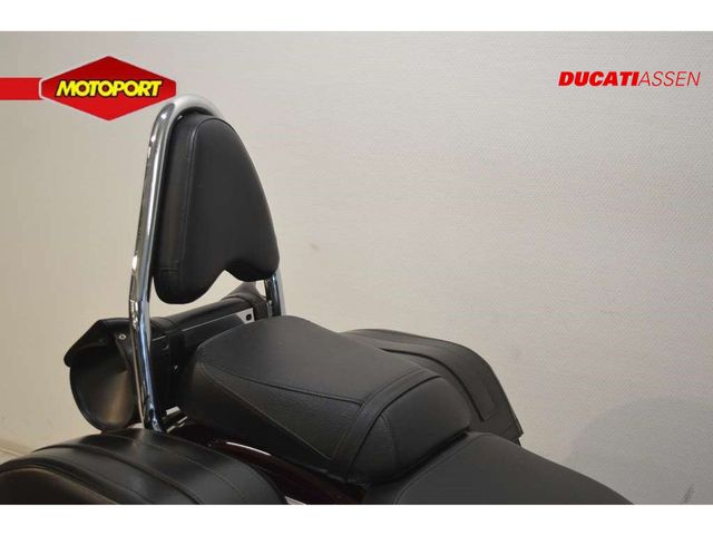 suzuki - c-800-intruder