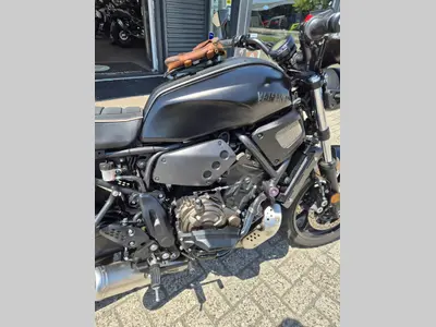 YAMAHA XSR 700 – foto 3