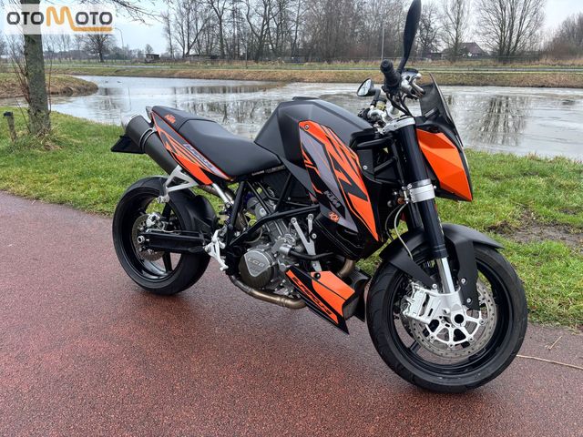 ktm - 990-super-duke