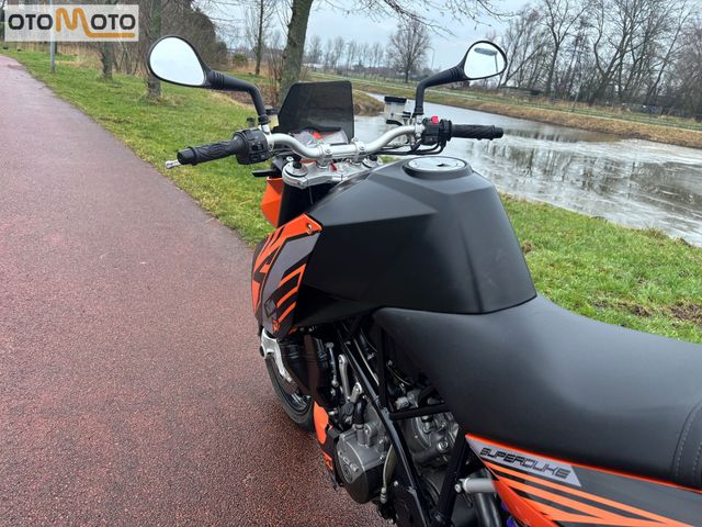 ktm - 990-super-duke