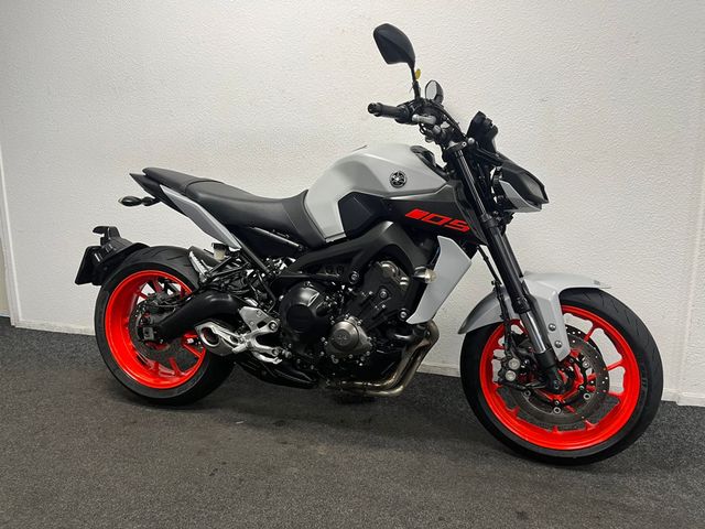 yamaha - mt-09
