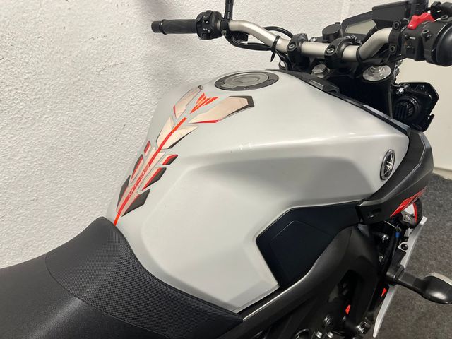 yamaha - mt-09