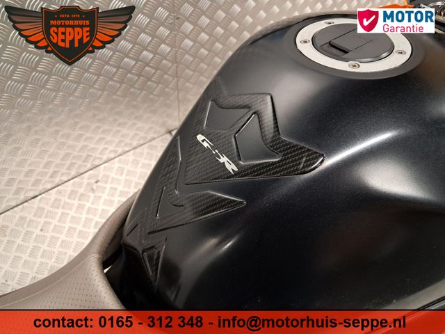 suzuki - gsr-600