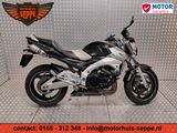 SUZUKI GSR 600