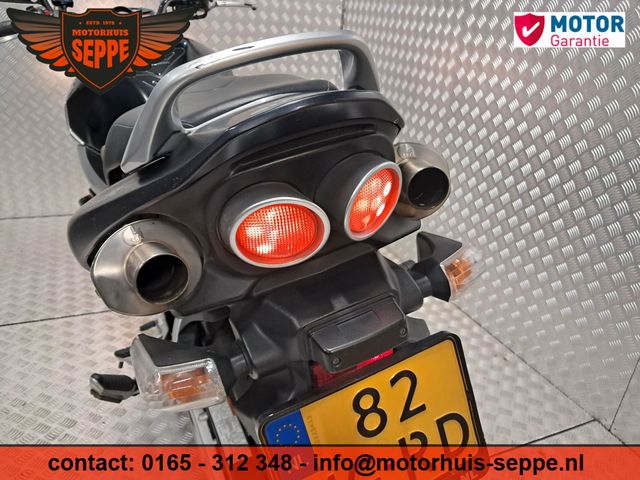 suzuki - gsr-600