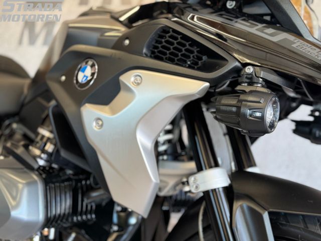 bmw - r-1250-gs-triple-black