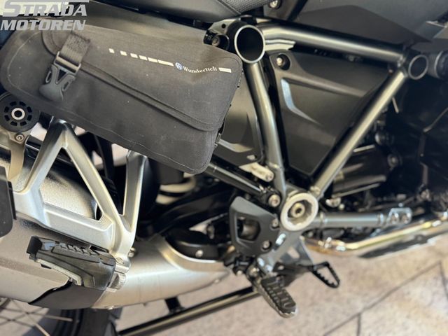 bmw - r-1250-gs-triple-black