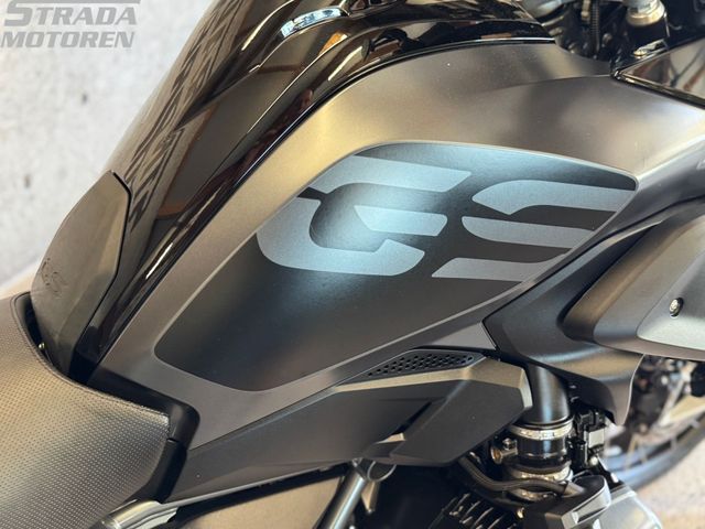 bmw - r-1250-gs-triple-black