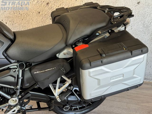 bmw - r-1250-gs-triple-black
