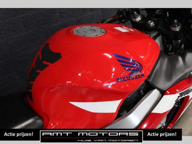 honda - cbr-900-rr-fireblade