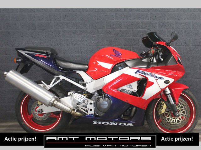 honda - cbr-900-rr-fireblade