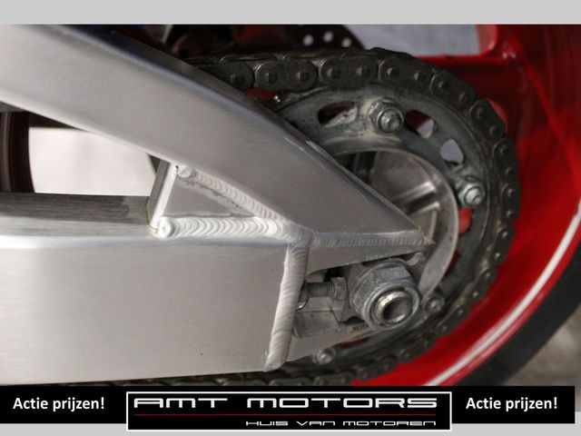 honda - cbr-900-rr-fireblade