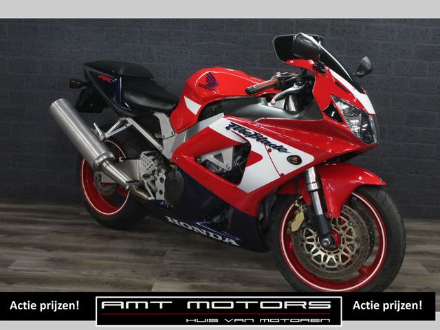 honda - cbr-900-rr-fireblade