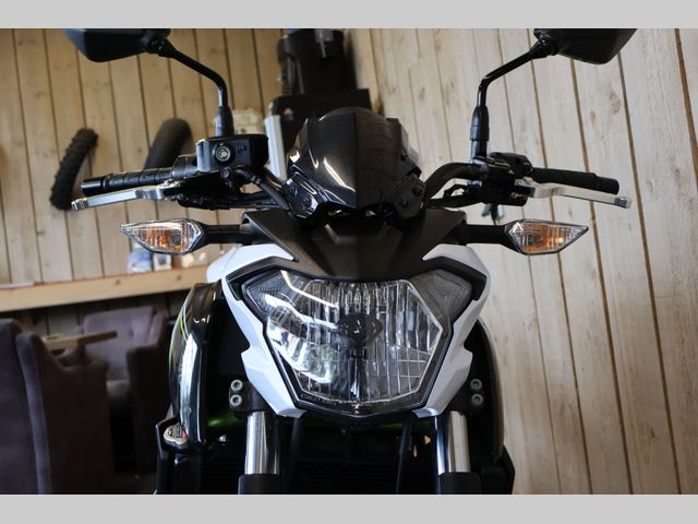 kawasaki - z650