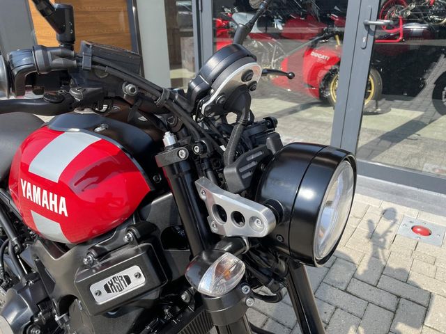 yamaha - xsr-900-abs