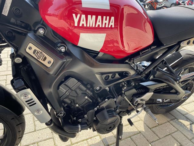 yamaha - xsr-900-abs