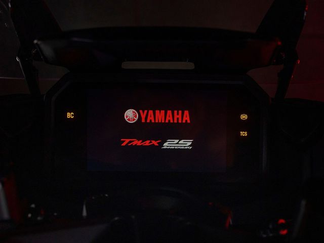 yamaha - tmax-560