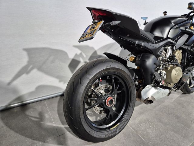 ducati - streetfighter-v4s