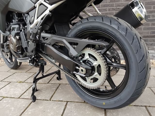suzuki - v-strom-800