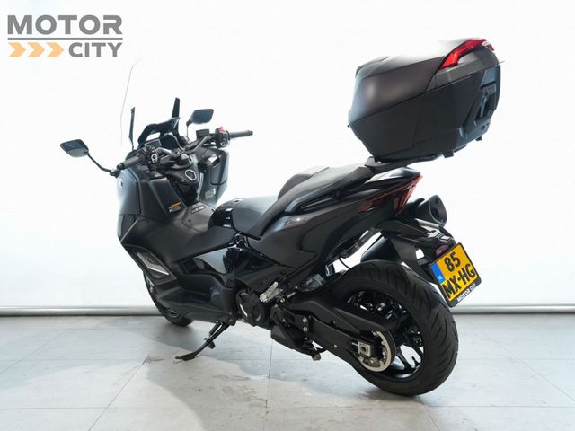 yamaha - tmax-tech-max-560