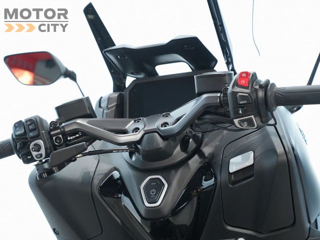 yamaha - tmax-tech-max-560