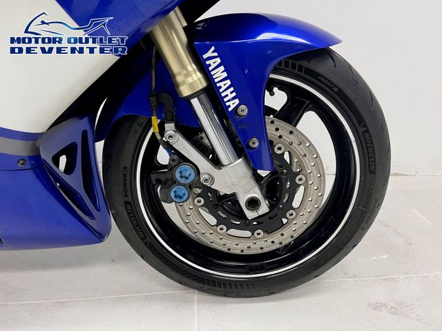 yamaha - yzf-r1