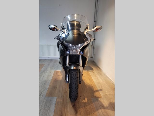 honda - vfr-1200-f-c-abs-dct