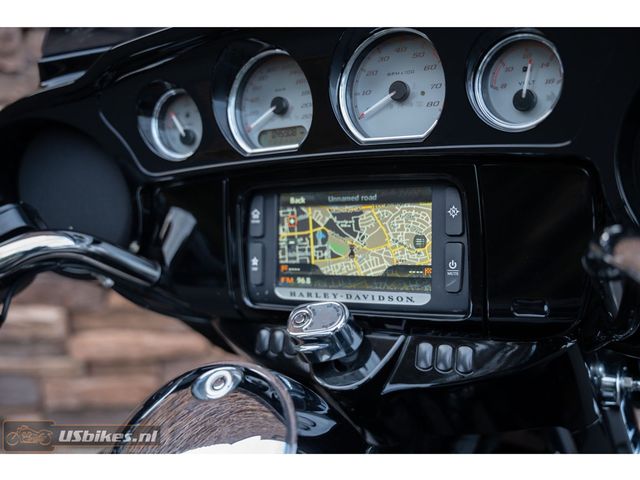 harley-davidson - street-glide-special-flhxs