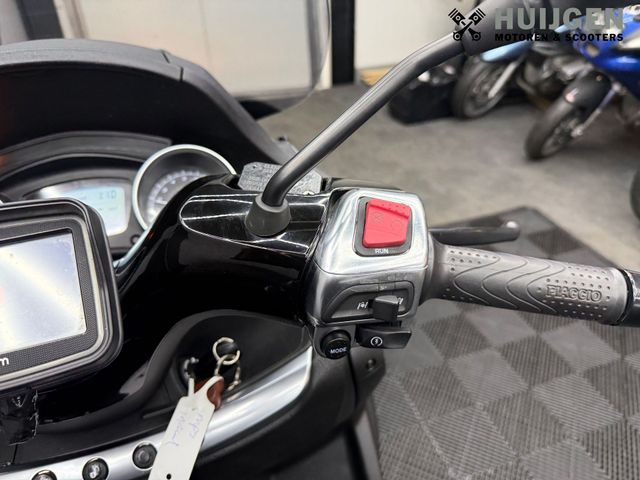 piaggio - mp3-500-lt-sport