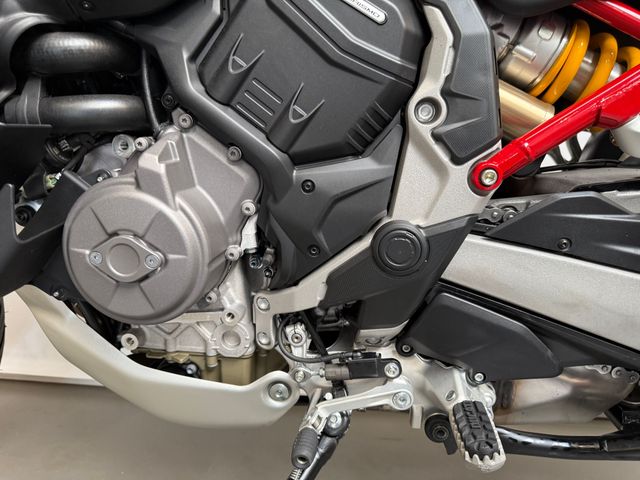 ducati - multistrada-v4-s