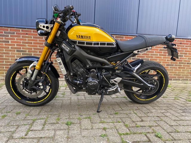 yamaha - xsr-900-abs
