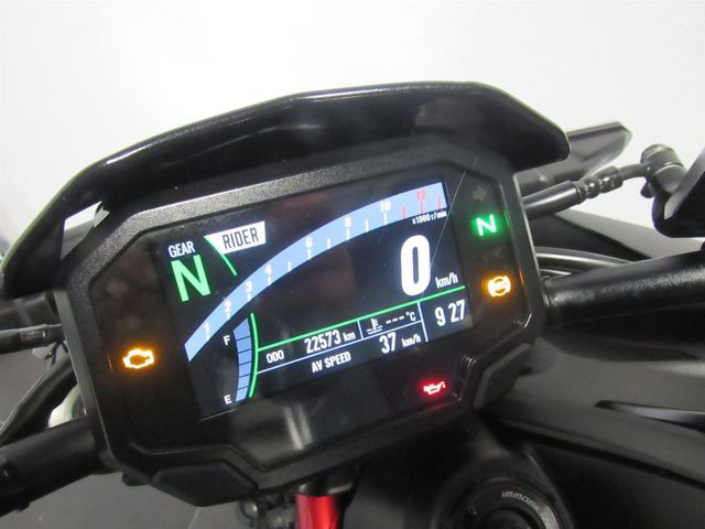 kawasaki - z900