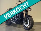 TRIUMPH SPEED TRIPLE 1050