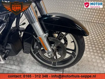 HARLEY-DAVIDSON STREET GLIDE FLHX – foto 3