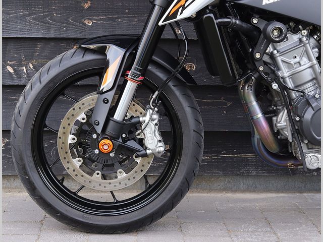 ktm - 790-duke