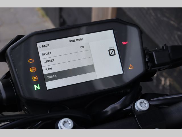 ktm - 790-duke