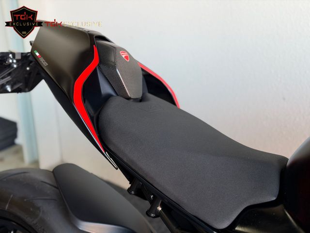 ducati - streetfighter-v4s