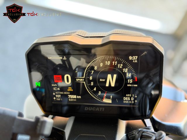 ducati - streetfighter-v4s