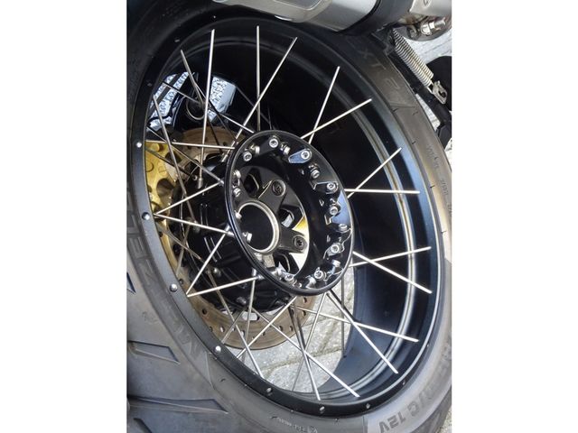 bmw - r-1250-gs-adventure