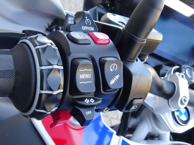 bmw - r-1250-gs-adventure