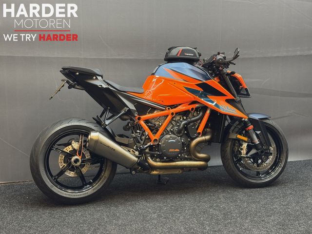 ktm - 1290-super-duke-r