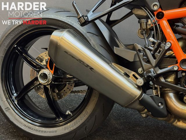 ktm - 1290-super-duke-r