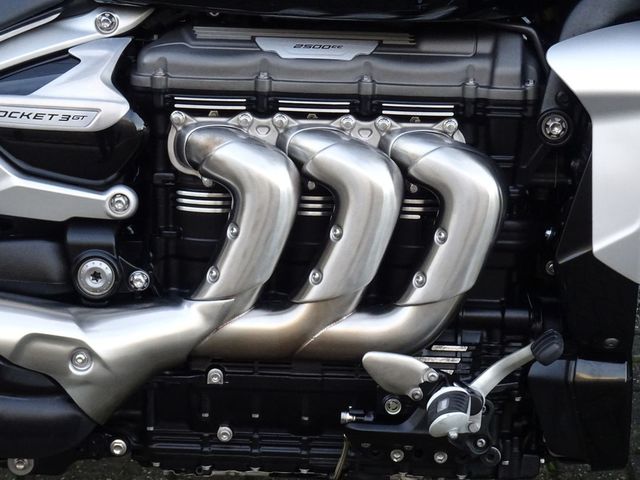 triumph - rocket-iii-gt