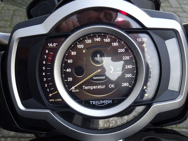 triumph - rocket-iii-gt