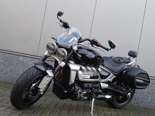 triumph - rocket-iii-gt