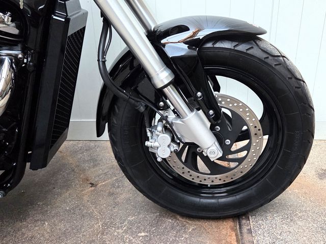 suzuki - intruder-m-800