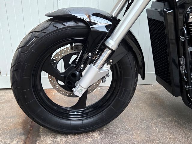 suzuki - intruder-m-800