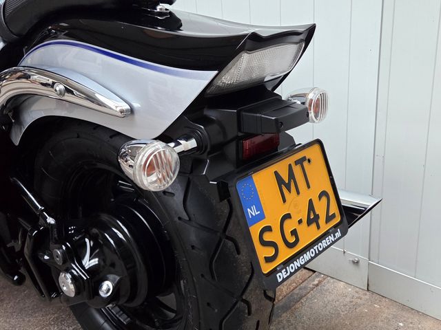 suzuki - intruder-m-800