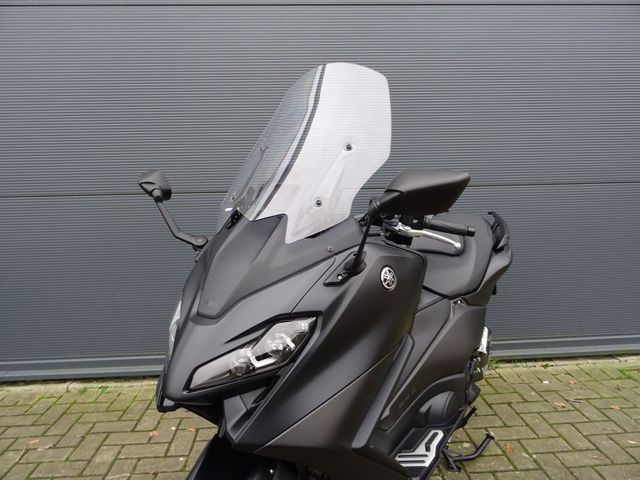 yamaha - tmax-560